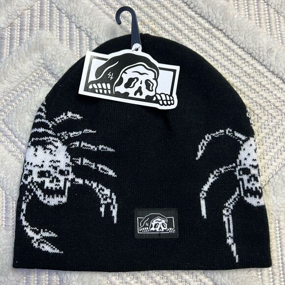 Zumiez Other - ZUMIEZ Lurking Class by Sketchy Tank Nomad Skully Black Beanie